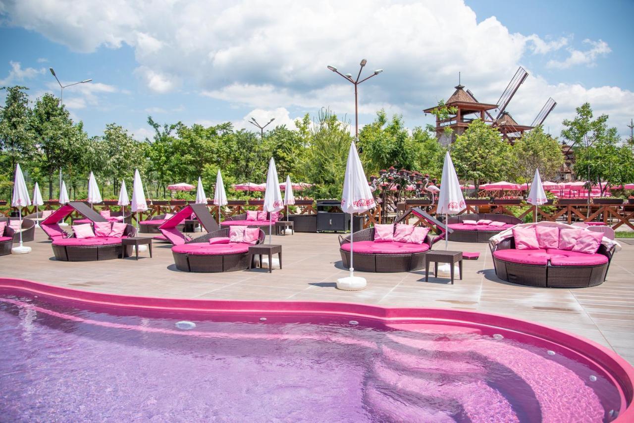 The Wind Mills Hydropark Resort